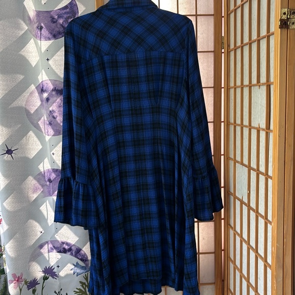 Torrid Mini Stretch Challis Shirt Dress Size 1 - Picture 5 of 6